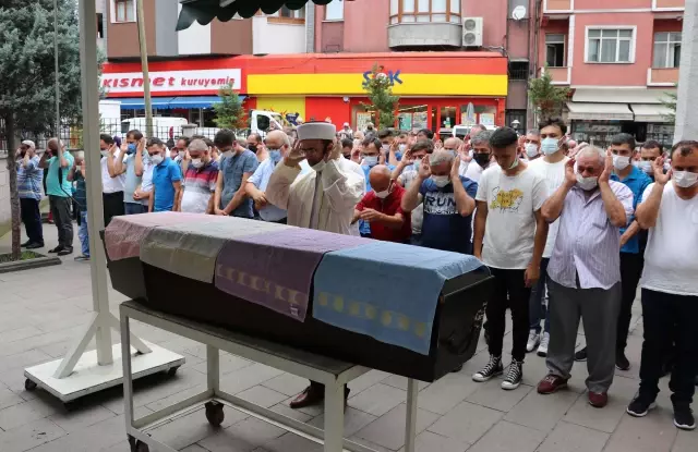 Son dakika! ZONGULDAK - Balıkesir'deki yolcu otobüsü kazasında ölen şoförlerden Başol'un cenazesi