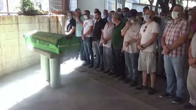 BALIKESİR - Motosiklet kazasında ölen zabıta memurunun cenazesi defnedildi