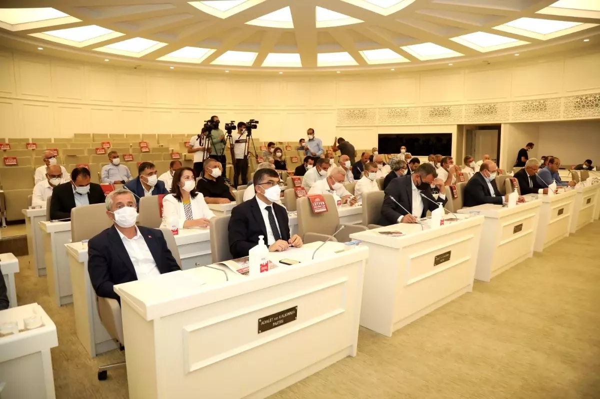 Son dakika haber... Gaziantep'ten yangından etkilenen vatandaşlara aynı yardım