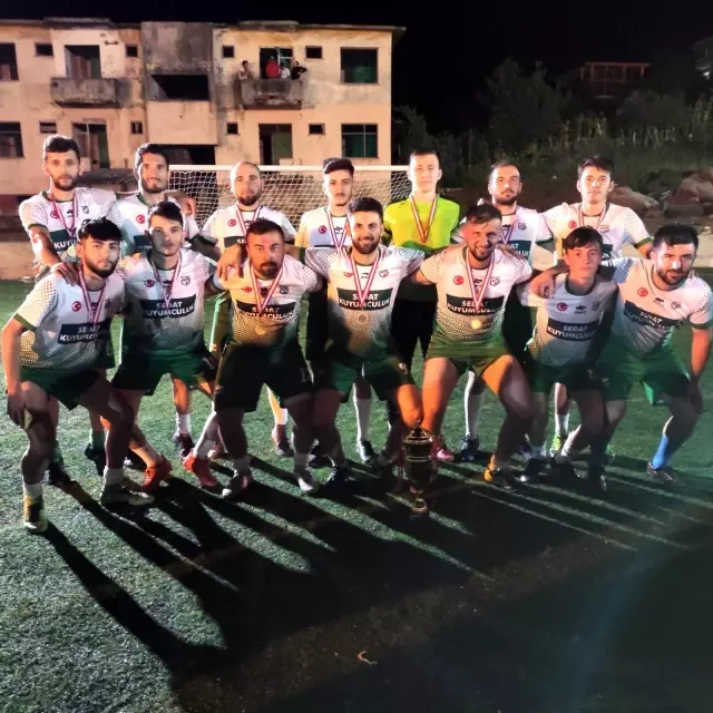 Köy turnuvasında final maçına yoğun ilgi