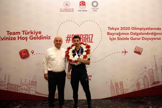 olimpiyatlarda tarih yazan eray samdan yurda 7 14318725 o