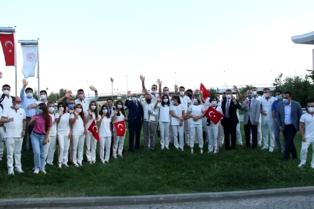 Paralimpik oyunları için ilk kafile Tokyo yolcusu