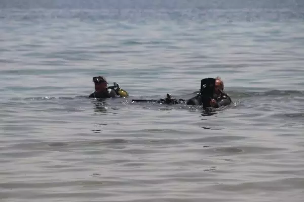 VAN GÖLÜ'NDE 30-40 METRE UZUNLUĞUNDA MİKROBİYALİTLER GÖRÜNTÜLENDİ