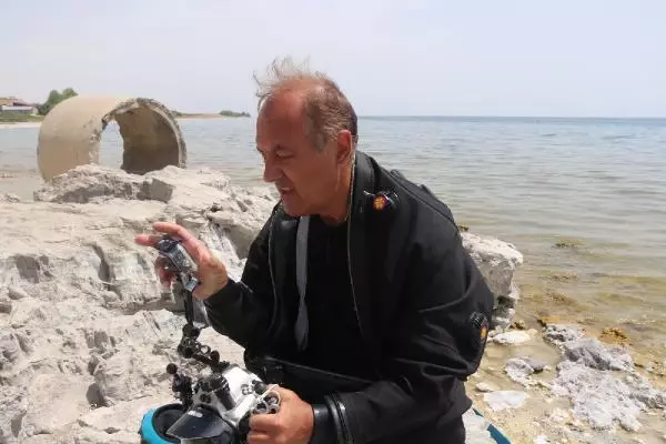 VAN GÖLÜ'NDE 30-40 METRE UZUNLUĞUNDA MİKROBİYALİTLER GÖRÜNTÜLENDİ