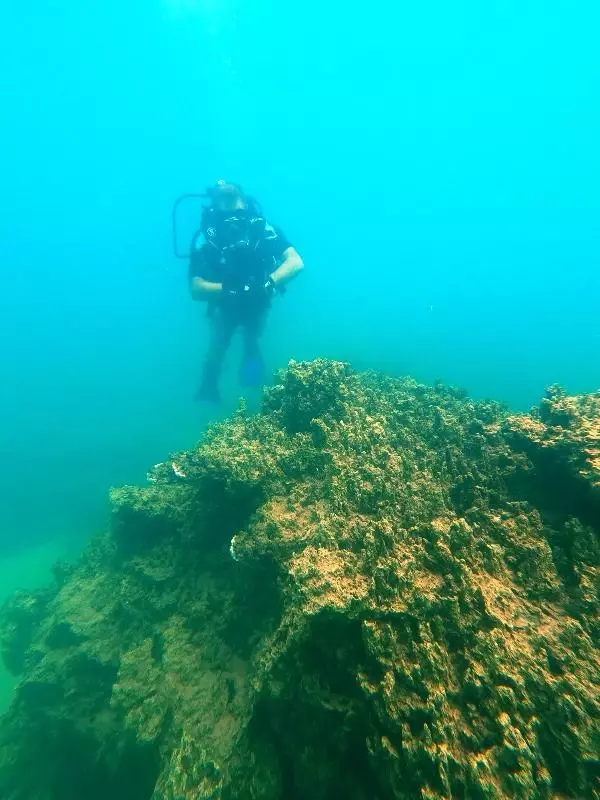 VAN GÖLÜ'NDE 30-40 METRE UZUNLUĞUNDA MİKROBİYALİTLER GÖRÜNTÜLENDİ