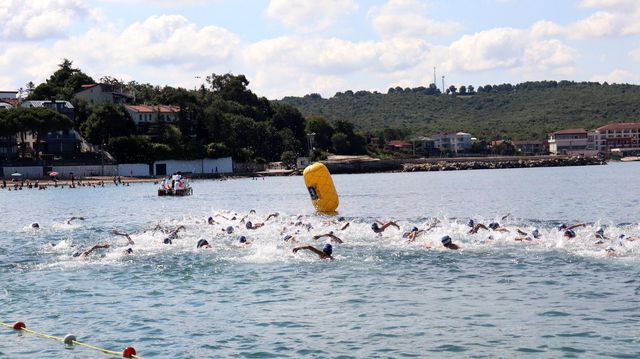 550 sporcu mavi bayrakli plajda sampiyonaya k 4 14321207 o
