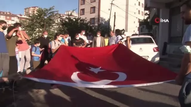 Başkan Köken, Eyüpsultanlı milli sporcu Uğur Aktaş'ı evinde ziyaret etti