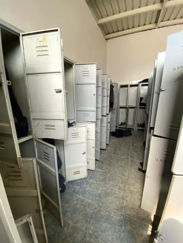 Çekleri karşılıksız çıkınca gittikleri fabrikada karşılaştıkları manzara karşısında şoke oldular