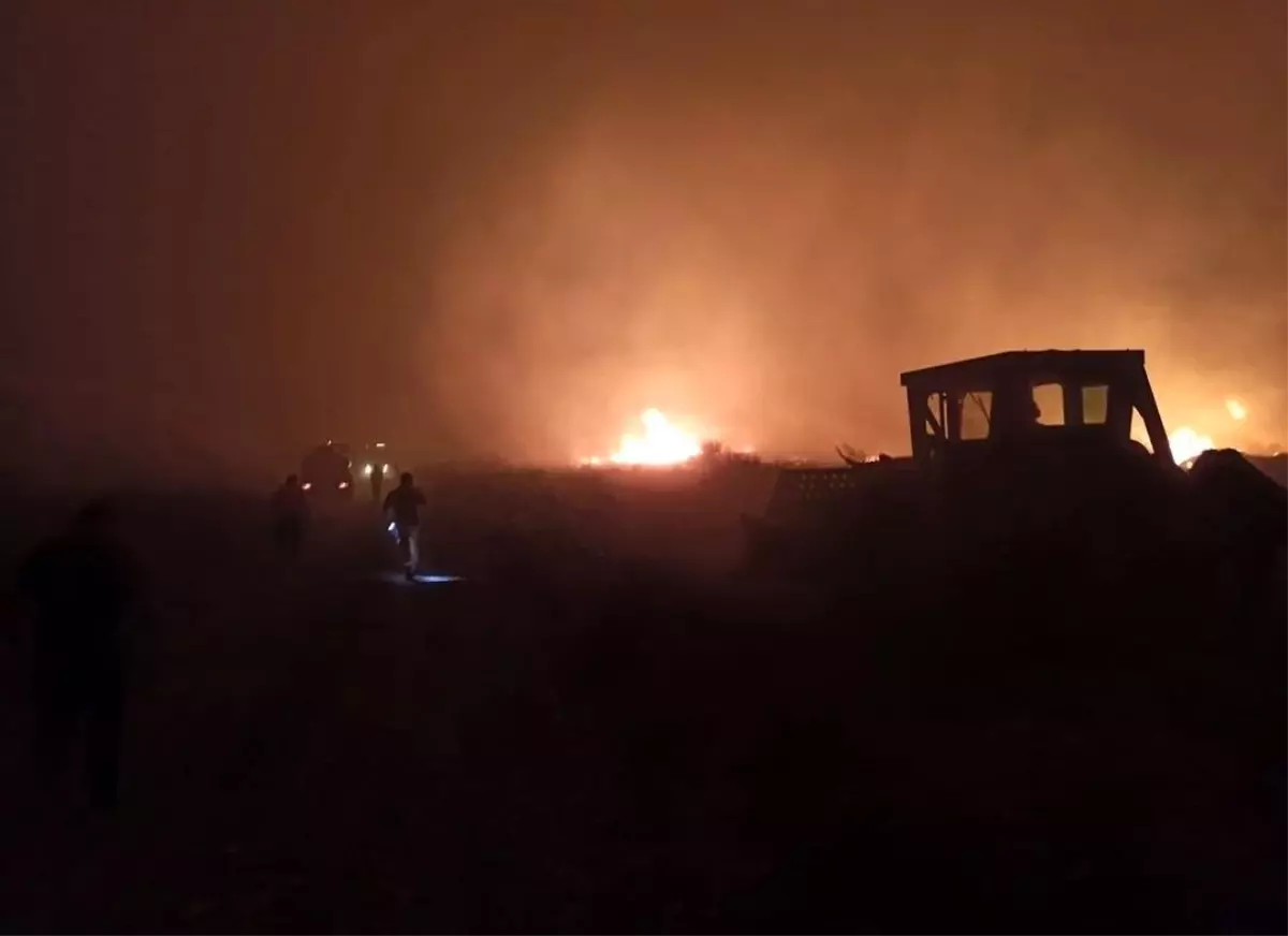 Son dakika haberi! Çeşme'de eski çöplük alanında çıkan yangın kontrol altında