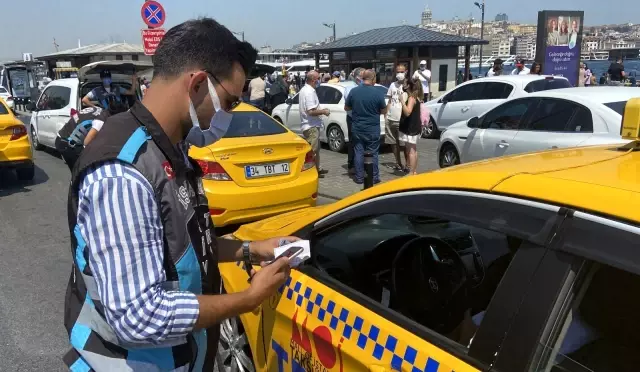 Eminönü'nde taksicilere yönelik denetim
