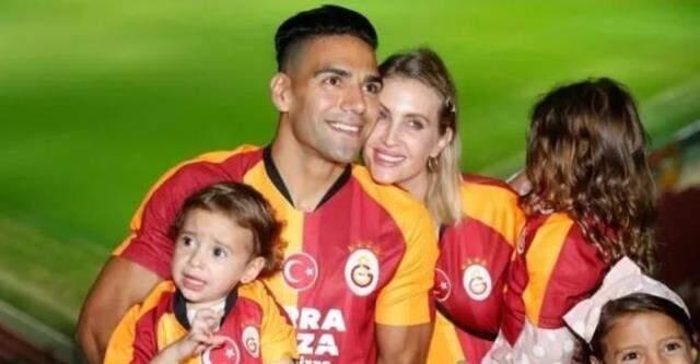 Falcao, taraftarların statta eşine yönelik yaptığı tezahürattan sonra ayrılma kararı aldı