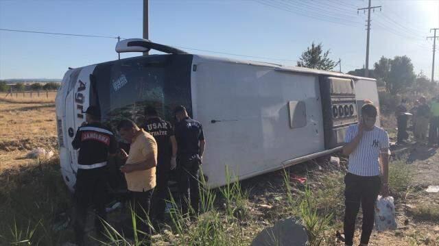 Son Dakika: Uşak'ta yolcu otobüsü devrildi! İlk belirlemelere göre çok sayıda yaralı var Son Dakika: Uşak'ta yolcu otobüsü devrildi! İlk belirlemelere göre çok sayıda yaralı var