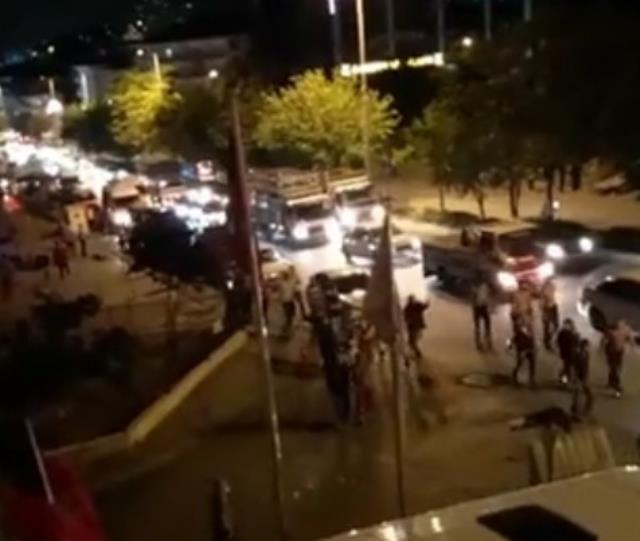 18 yaşındaki gencin öldürüldüğü Altındağ'da sokağa dökülen kalabalık Suriyelilerin dükkanlarına saldırdı