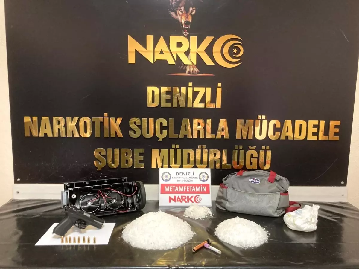 24 bin kişiyi zehirleyecek 2,5 kilo uyuşturucu, hoparlör ve bebek bezinden çıktı