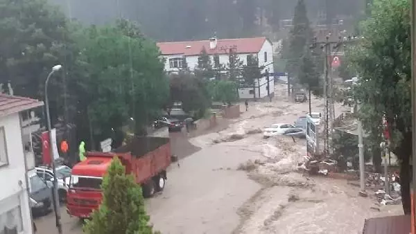Son dakika haberi | Azdavay'da sağanak sele neden oldu Son dakika haberi | Azdavay'da sağanak sele neden oldu