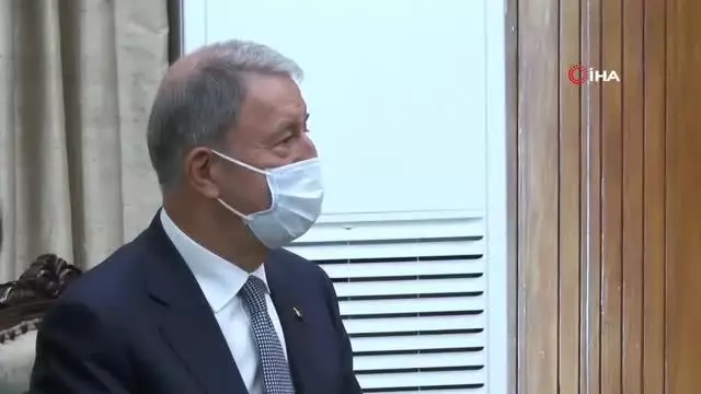 Bakan Akar, Pakistan Cumhurbaşkanı Alvi ile görüştü