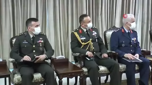 Bakan Akar, Pakistan Cumhurbaşkanı Alvi ile görüştü