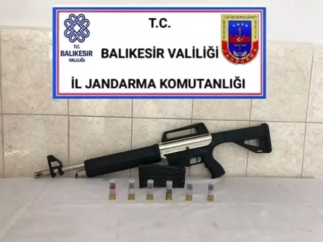 Son dakika... Balıkesir'de polis ve jandarmadan 61 şahsa gözaltı
