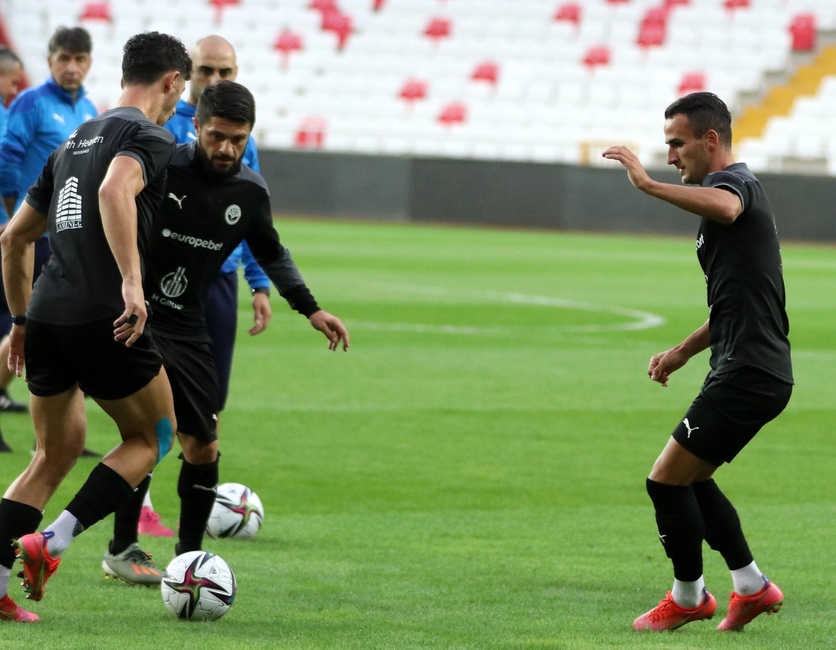 Dinamo Batumi, Sivasspor maçı hazırlıklarını tamamladı