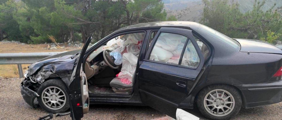 Doğanşehir'de 2 otomobil çarpıştı: 1 yaralı