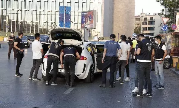 (Ek Bilgi ve Fotoğrafla)İstanbul genelinde 22'inci Yeditepe Huzur Denetimleri gerçekleştirildi