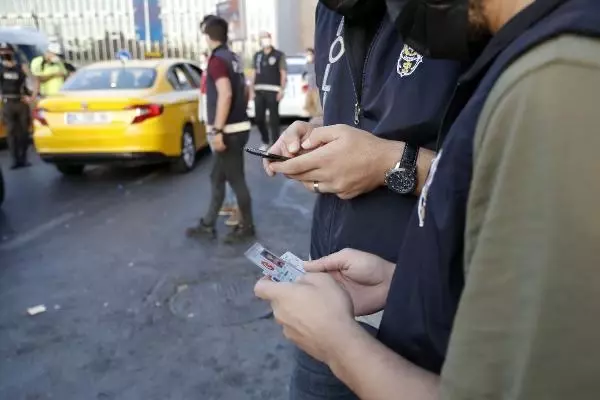 (Ek Bilgi ve Fotoğrafla)İstanbul genelinde 22'inci Yeditepe Huzur Denetimleri gerçekleştirildi