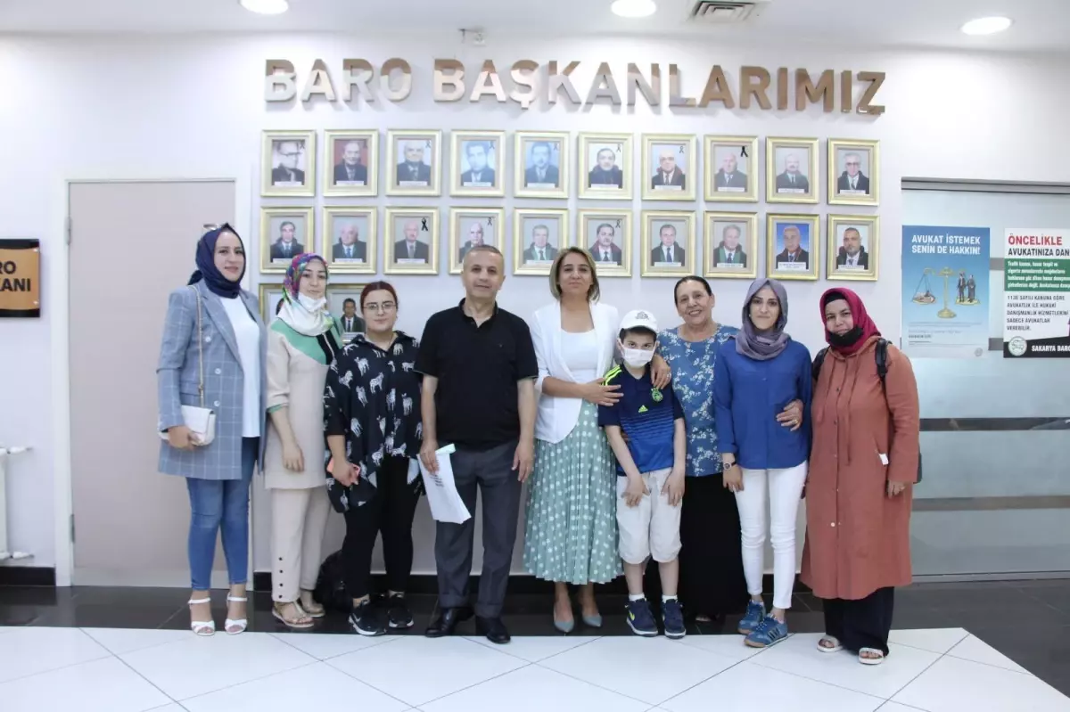Engelliler ve Yardımlaşma Derneği'nden Sakarya Barosu Başkanı Yıldız'a ziyaret