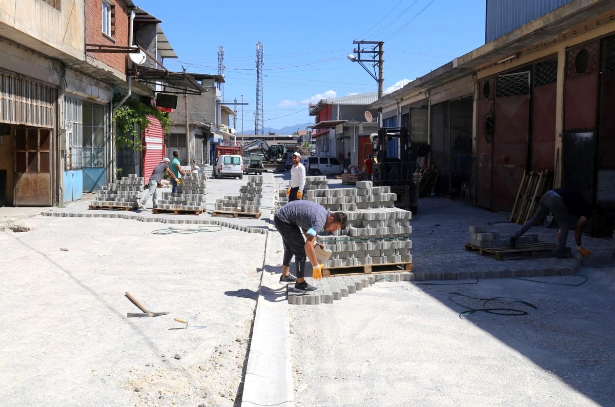 Erbiller Sanayi Sitesinin 30 yıllık yol sorunu çözüldü - Vimarsana News