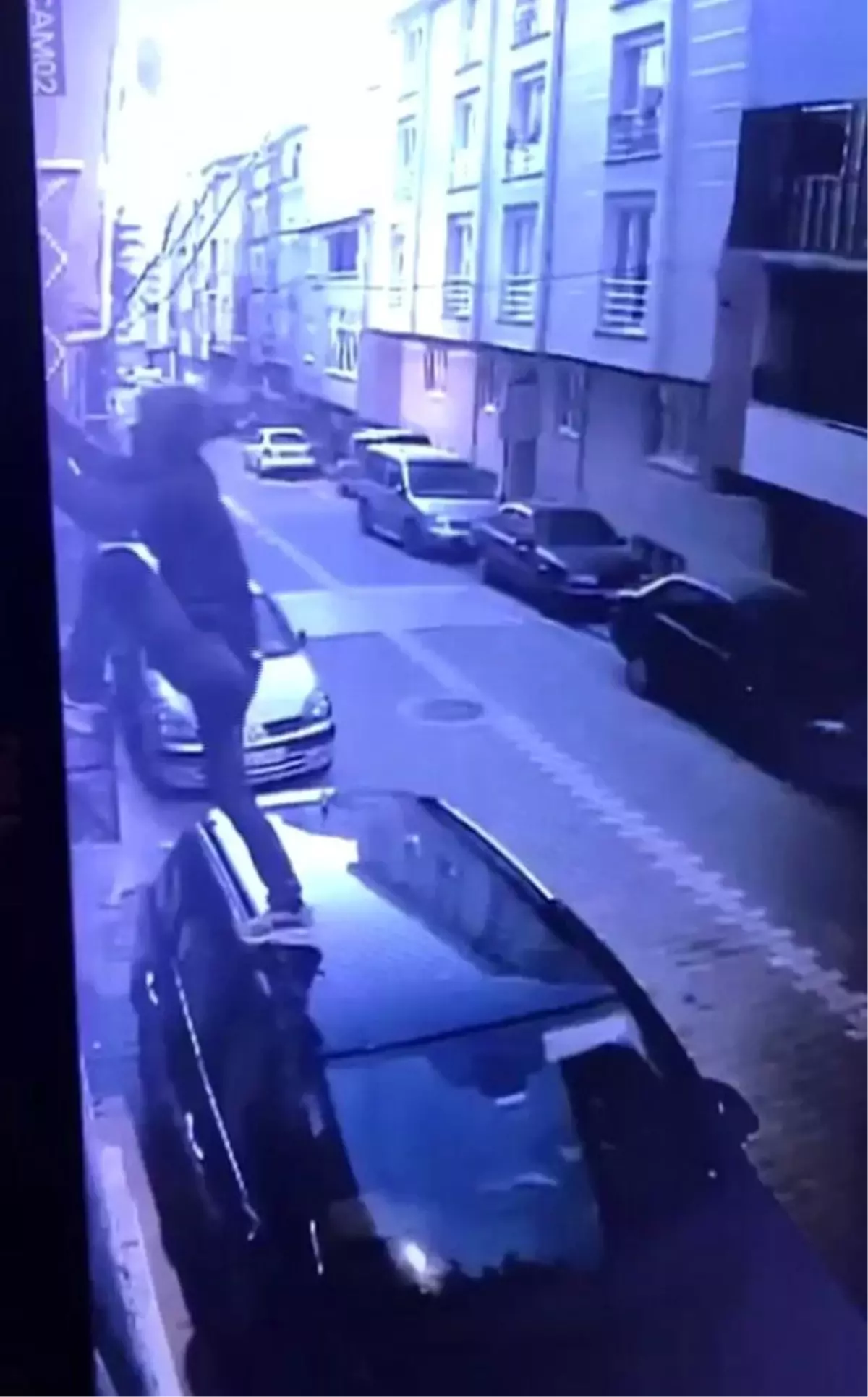 Esenyurt�ta aynı eve 2. kez girmeye çalışan hırsız yakalanınca