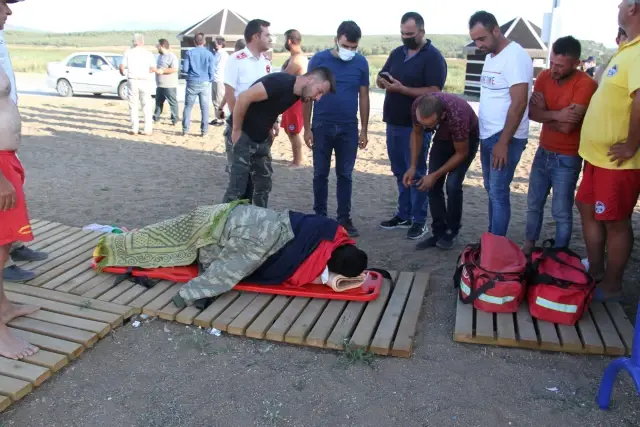 Son dakika gündem: Beyşehir Gölü'ne açılan 5 arkadaştan kaybolan Mevlüt Uyanık, 20 saat sonra kurtarıldı