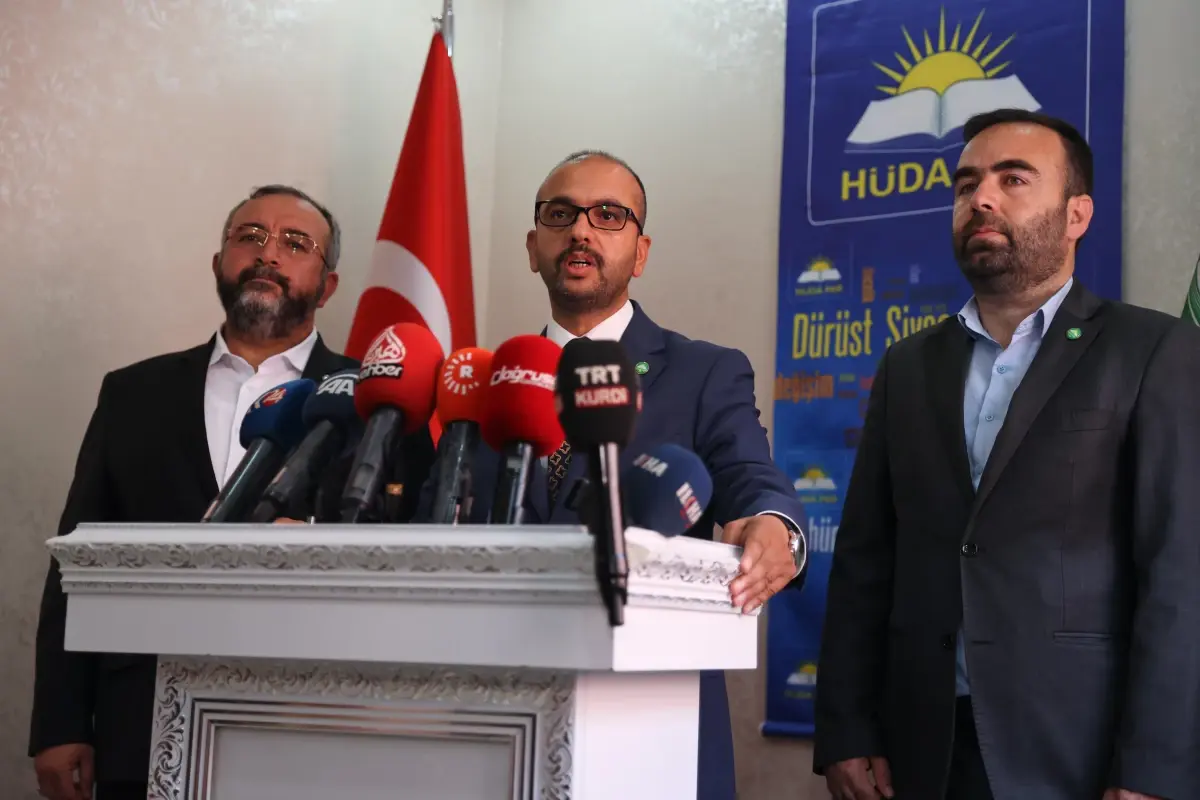 Son dakika haberi | HÜDA PAR Konya'da silahlı saldırıda 7 kişinin öldürüldüğü olaya ilişkin rapor hazırladı