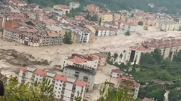 Kastamonu'da şiddetli yağış sele neden oldu (3)- Yeniden