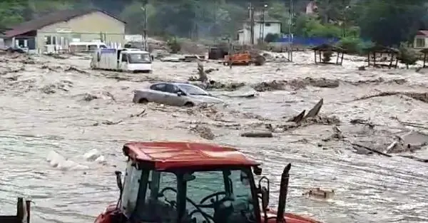 Kastamonu'da şiddetli yağış sele neden oldu (3)- Yeniden