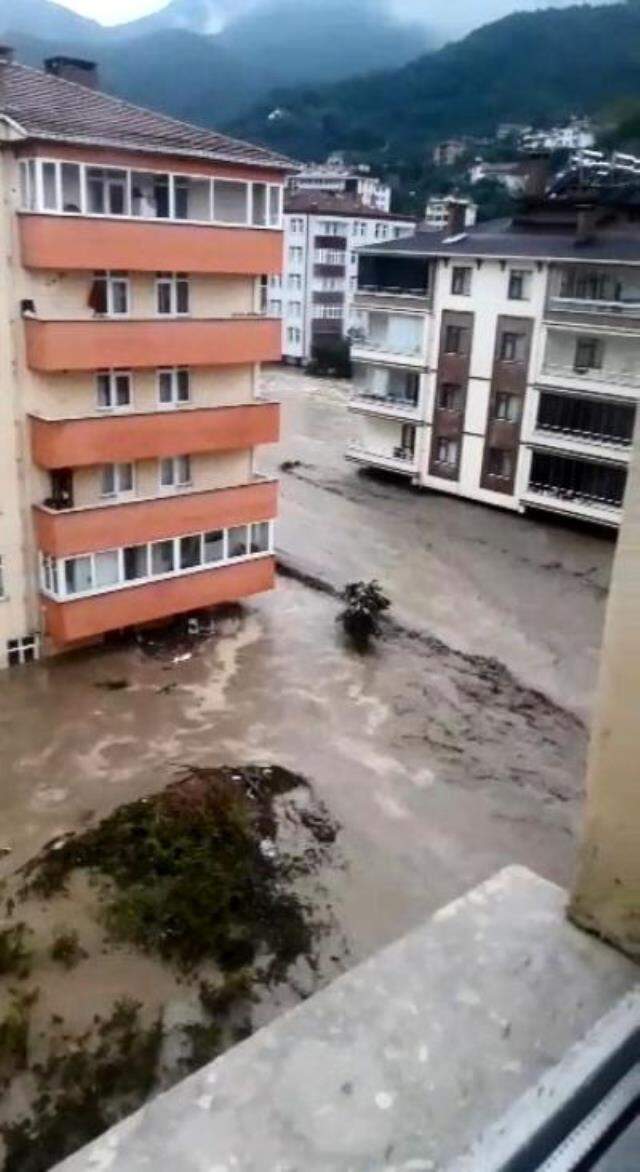 Kastamonu HES barajı mı patladı? Sel neden oldu? 11 Ağustos Kastamonu'da patlama mı oldu? Hangi HES barajı patladı, nerede?