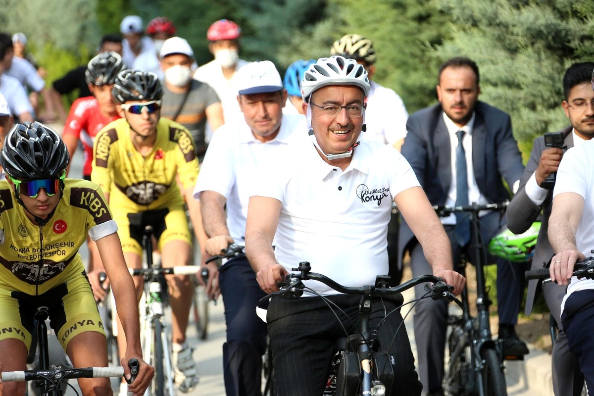 Meram'da çocuklar bisiklet yarışı için pedal çevirecek - Vimarsana News