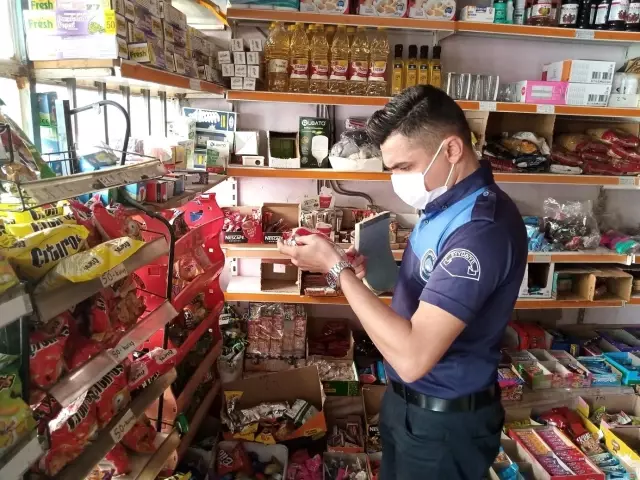 Şanlıurfa'da tarihi geçmiş mallara zabıta denetimi