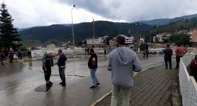 Selin vurduğu Batı Karadeniz'den üzen haber! 13 yaşındaki kız çocuğu suların arasında kayboldu