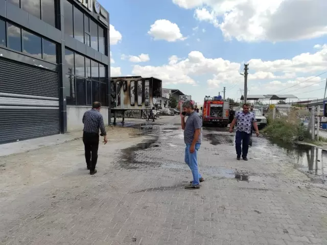 Son dakika haber! Tır dorsesinde çıkan yangını sanayi sitesi yangın söndürme ekibi söndürdü