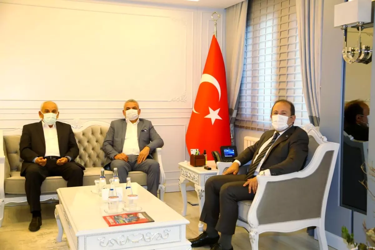 GAZİANTEP BÖLGE ADLİYE MAHKEMESİ TERÖR SUÇLARI DAİRE BAŞKANI MEHMET TEKMEN, VALİ ALİ HAMZA PEHLİVAN'I ZİYARET ETTİ