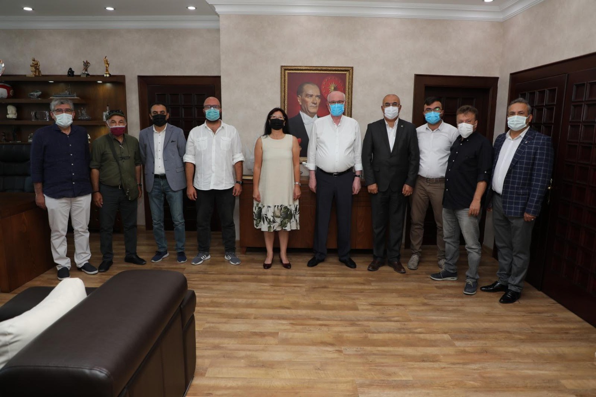 KESK Başkan Kurt'u ziyaret etti - Vimarsana News