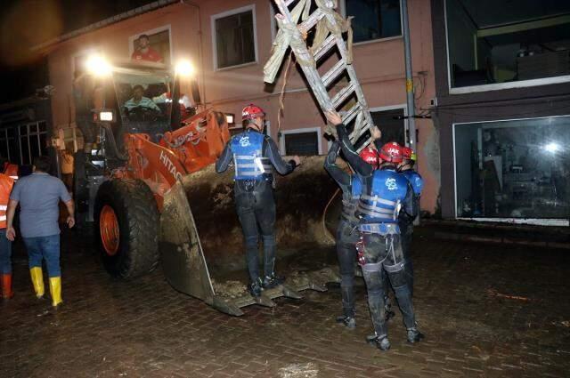 Selin vurduğu Bozkurt'tan yeni görüntüler! Felaketin büyüklüğü fotoğraf karelerine yansıdı