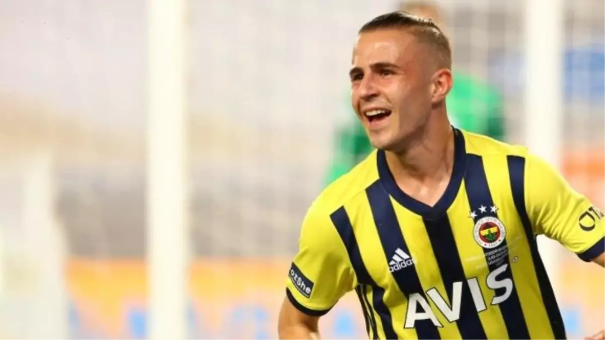 Sezon açılışı öncesi Fenerbahçe'de Pelkas şoku! Antrenmanda omzu çıktı