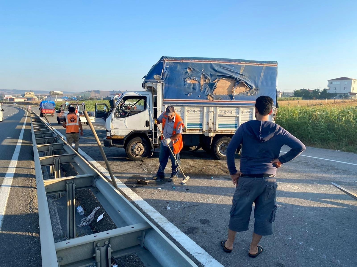 Silivri E-5'de trafiği kilitleyen kaza - Vimarsana News