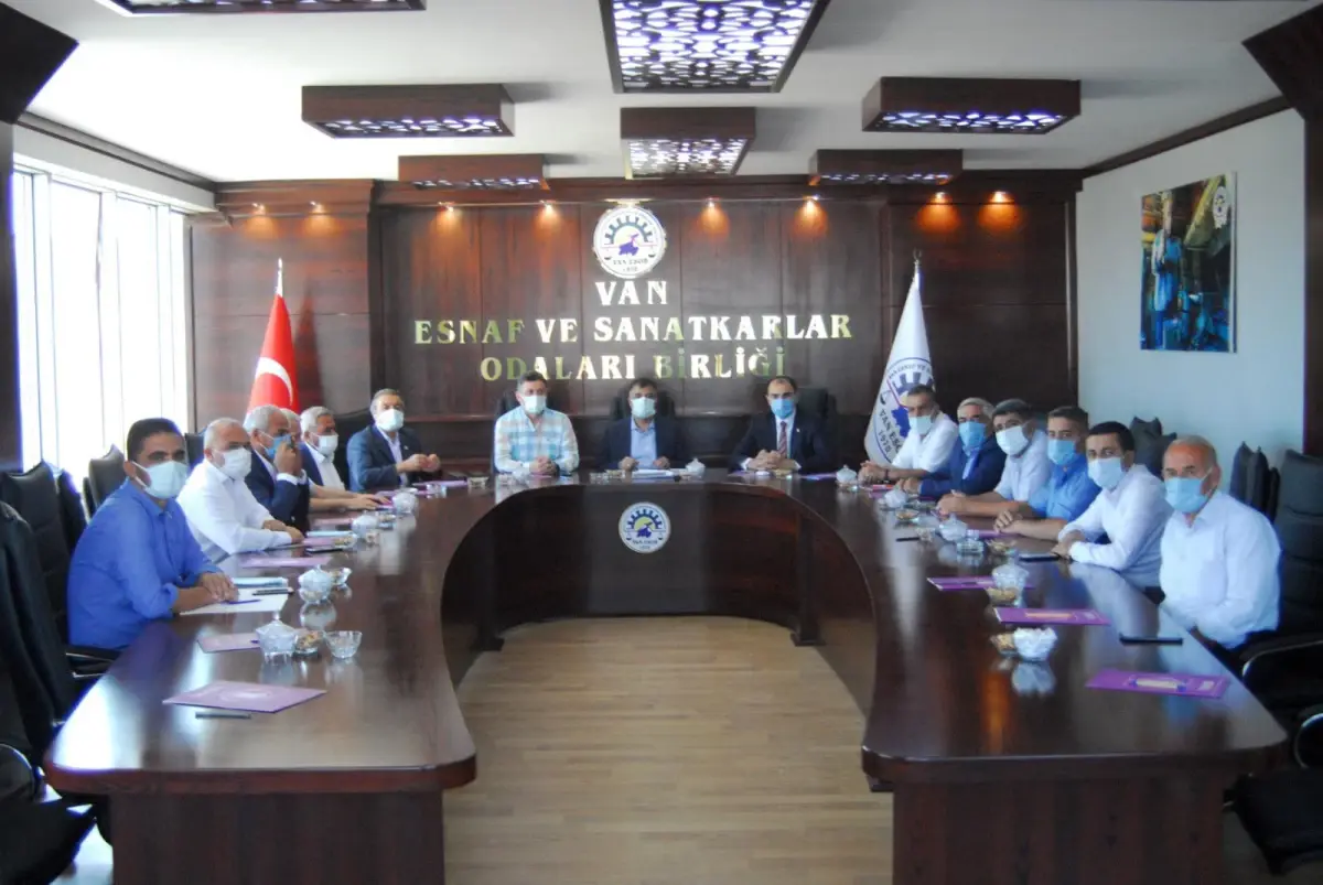 Van Esnaf ve Sanatkarlar Odaları Birliğinden 'aşı' çağrısı