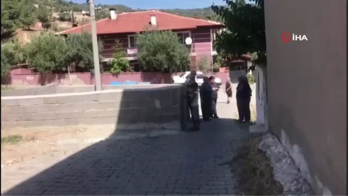 Belediye ve vatandaş arasındaki anlaşmazlık mahalleliyi yolsuz bıraktı