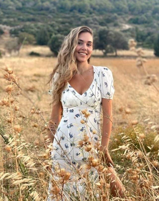 Berfu Yenenler kimdir? Berfu Yıldız Yenenler kaç yaşında, nereli? Berfu Yenenler biyografisi!