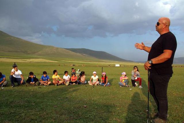 GOLFÇÜ ÇOBAN KIZLAR