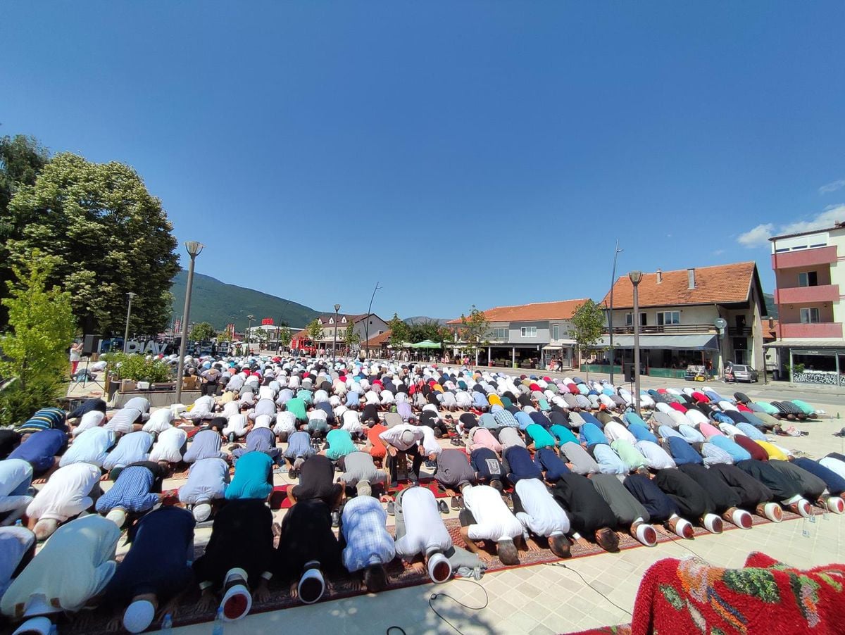 Karadağ'ın en eski Osmanlı camilerinden Hünkar Camisi 550 yaşında
