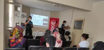Kades: Son dakika haberi | Karakoçan'da 'en iyi narkotik polisi anne' semineri düzenlendi Kades: Son dakika haberi | Karakoçan'da 'en iyi narkotik polisi anne' semineri düzenlendi