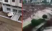 Kastamonu Bozkurt'u yıkan sel böyle geldi! Köprü tıkandı, sel ilçeyi yuttu Kastamonu Bozkurt'u yıkan sel böyle geldi! Köprü tıkandı, sel ilçeyi yuttu